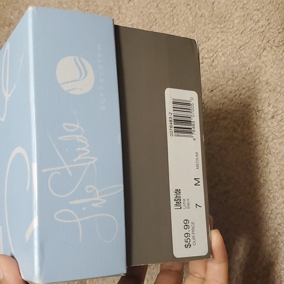 Lifestride peeptoe kitten heels - Picture 3 of 7